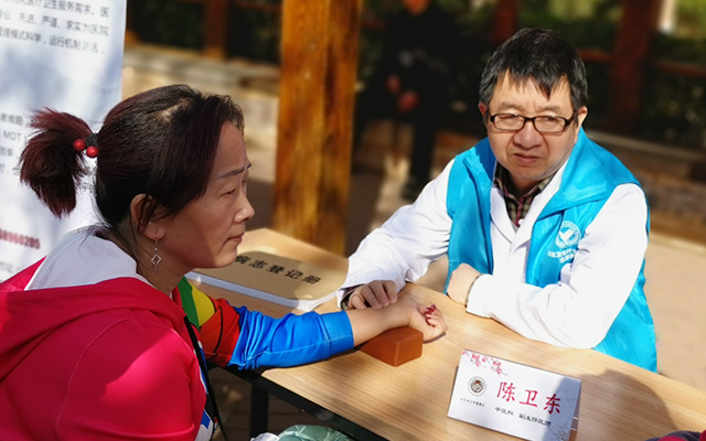 【学雷锋日】广发在线,广发在线（中国）举办“爱满京城，牵手智慧家医”志愿服务活动(图3)